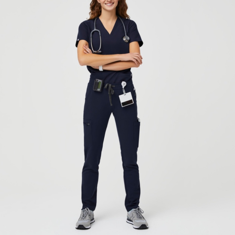 Figs Navy Scrub Set (XS Casma Top and S Zola Skinny Pants)